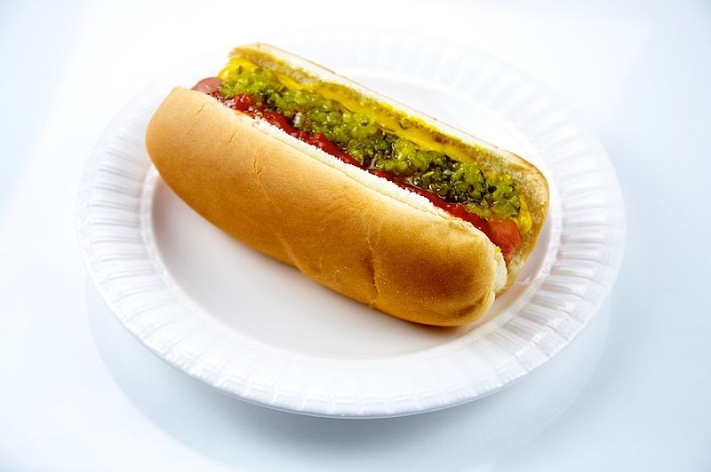 A picture of a hot dog